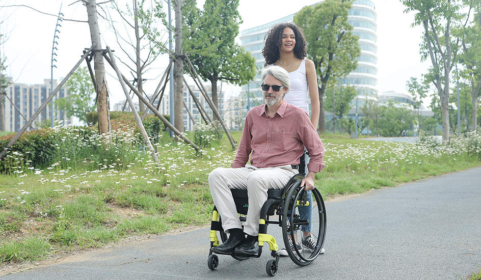 Manuell rullstol S004