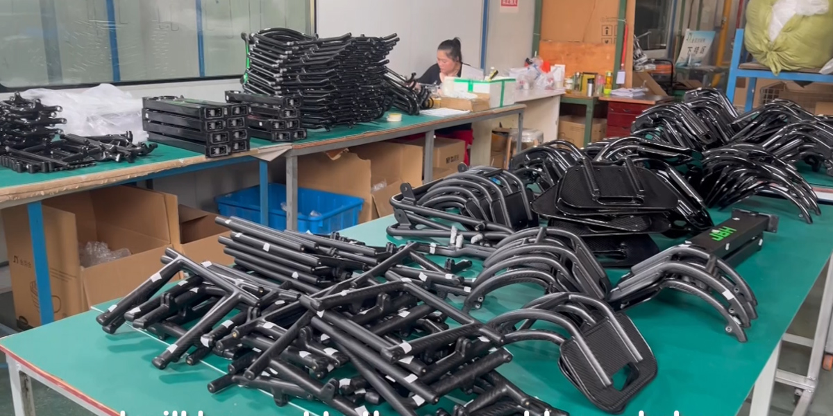 Kolfiber rullstolsdelar