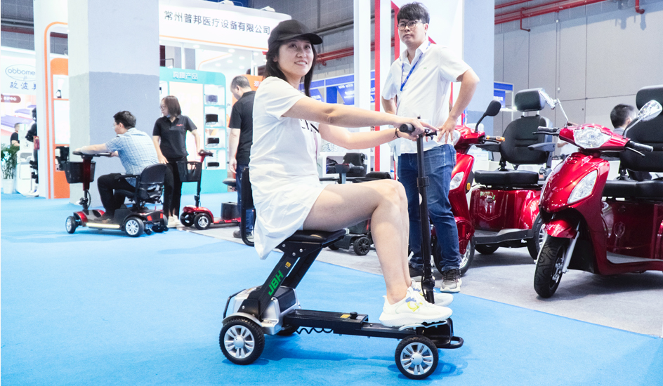 JBH Mobilitetsscooter FDB05A