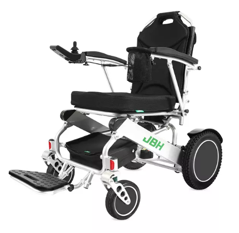 Från strandsand till snö: en terrängspecifik guide för kraftiga elektriska rullstolar